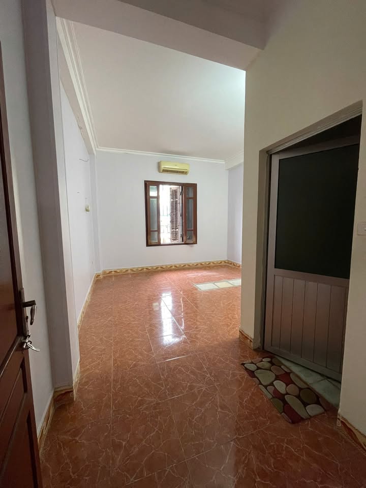 Nhà phố Quán Thánh - Ba Đình 60m² giá 27 triệu - Vị trí đắc địa, kinh doanh thuận lợi!