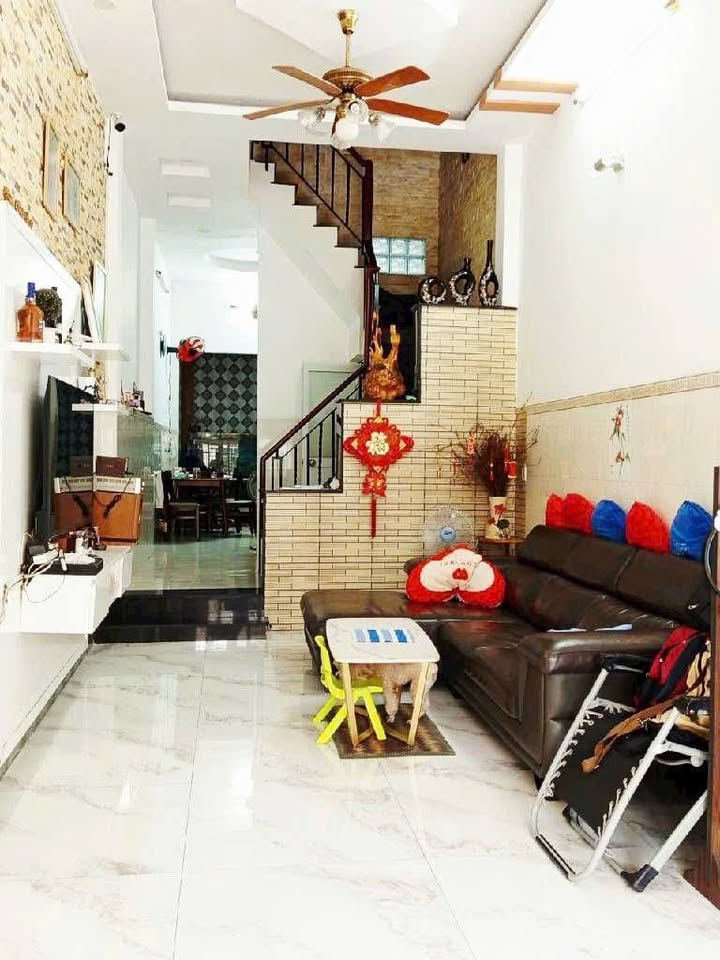 Nhà Hẻm Ô Tô Đường Bà Hom Quận 6 Diện Tích 64.6m² Giá 7 tỷ - Gần Chợ Phú Lâm, Tiện Ích Bao La!