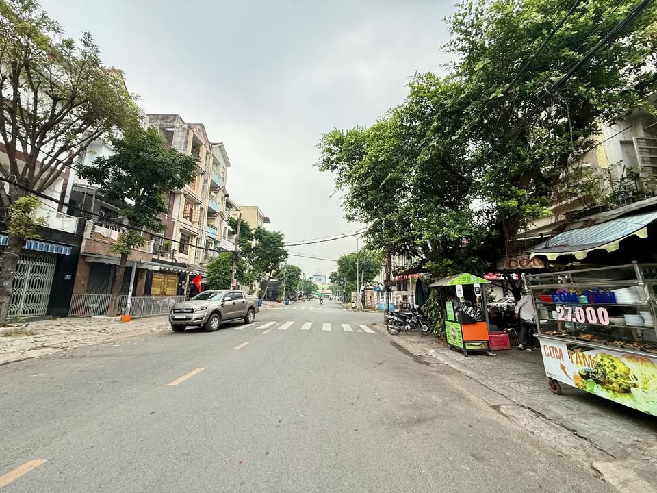 Nhà mặt tiền KDC Tân Tạo Bình Tân 90m² giá 13.999 tỷ - Doanh thu 42 triệu/tháng!