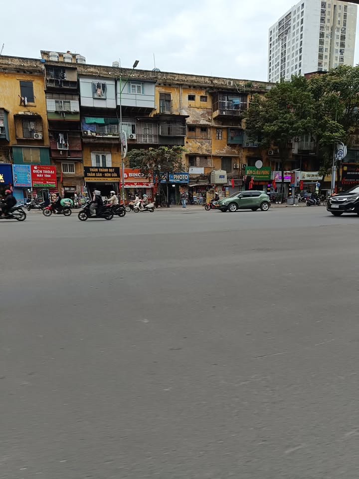 Căn hộ TT Thanh Xuân Bắc 40m² giá 2.3 tỷ - Sẵn sàng vào ở!