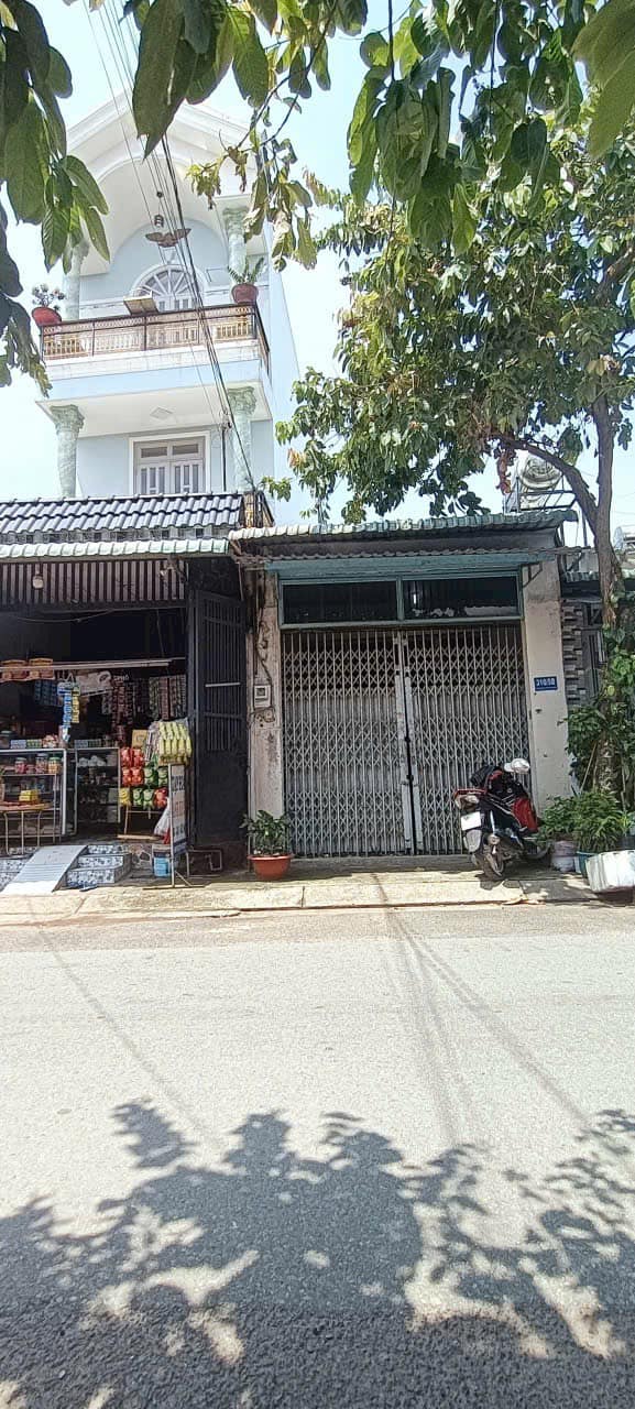 Nhà cấp 4 mặt tiền TTT 16, Hóc Môn 68m² giá 2.56 tỷ - Pháp lý rõ ràng, sổ đỏ chính chủ!