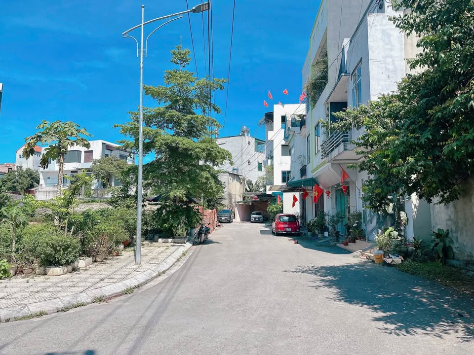 Đất nền Tân Dân, Việt Trì 76.8m² giá 3 tỷ - Vị trí trung tâm thuận lợi!