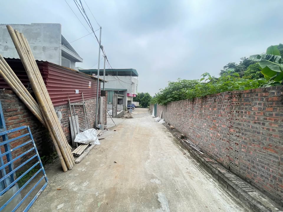 Đất thổ cư Vân Phú, Việt Trì 73.3m² giá 1.5 tỷ - Sổ hồng chính chủ, oto vào thoải mái!