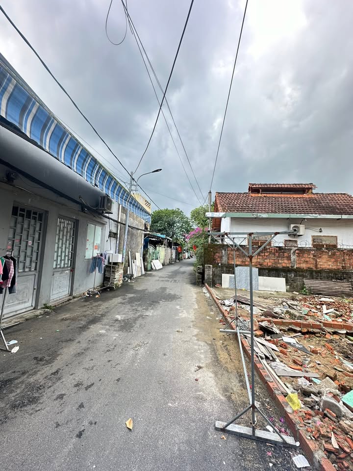 Bán đất kiệt nhựa 5m ô tô đường Nam Cao 114m² giá 4.45 tỷ - Khu dân cư đông đúc, tiện ích đầy đủ!