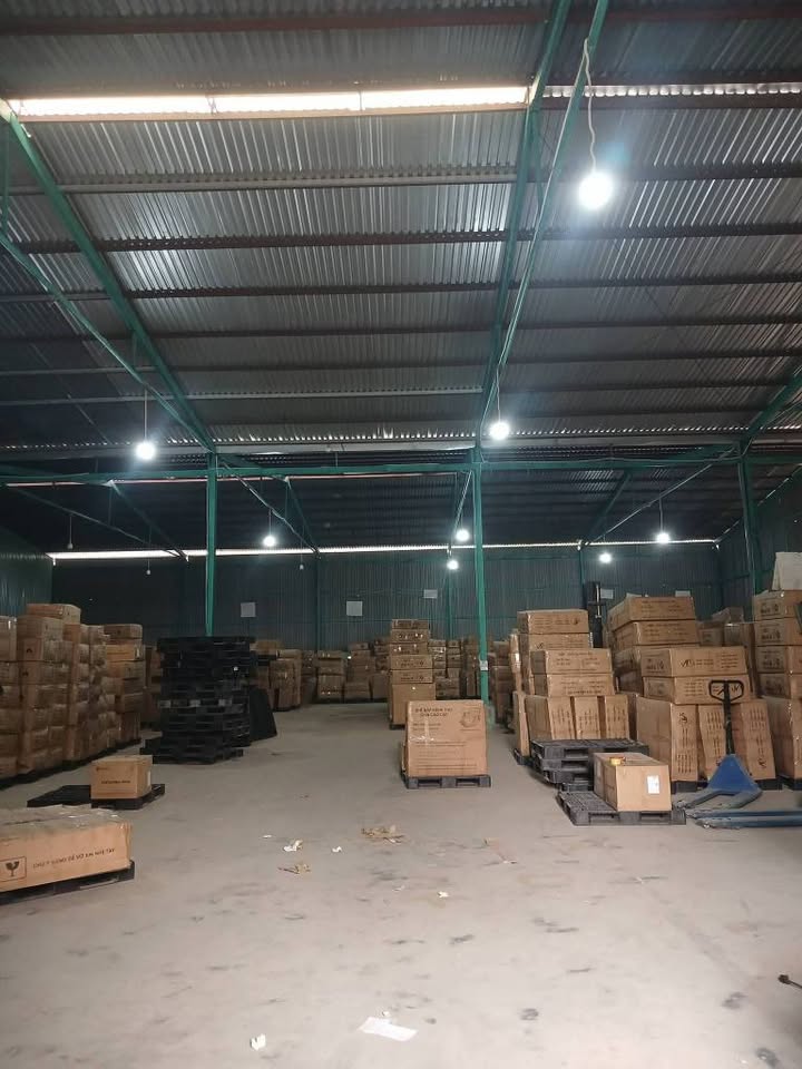 Xưởng cho thuê tại Bình Thắng, Dĩ An 1200m² giá 60 triệu - Hoạt động 24/7!