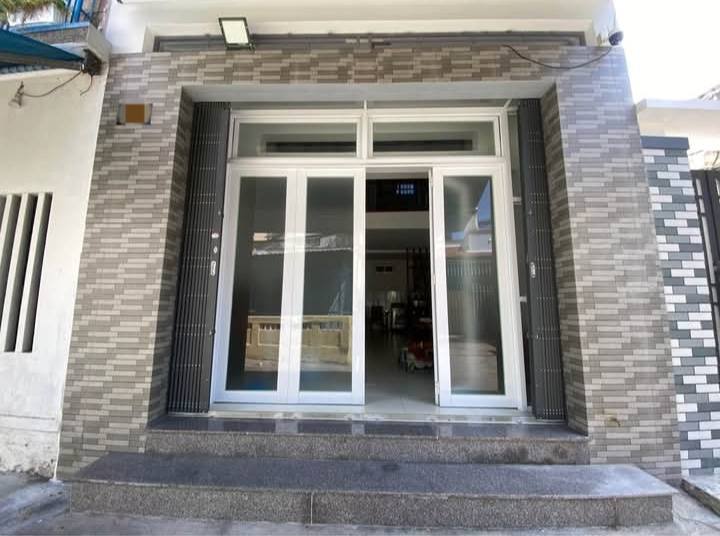 Nhà cho thuê hẻm ô tô Trần Phú Nha Trang 50m² giá 5.5 triệu - Phù hợp hộ gia đình!