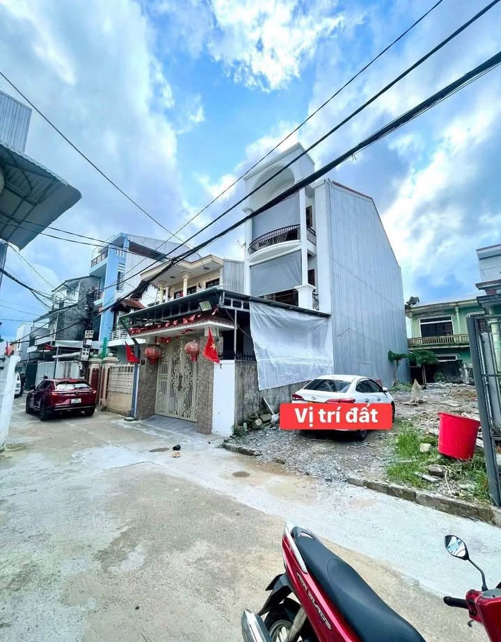 Đất Kiệt ô tô 24 Lương Văn Can, TP Huế 110,4m² giá chỉ 2 tỷ - Vị trí trung tâm tiện lợi!