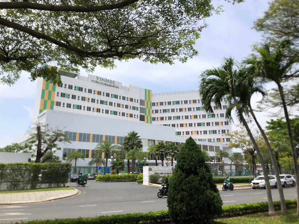 Biệt thự mặt phố Hòa Cường Bắc, Hải Châu 174m² giá 12.18 tỷ - Đầu tư sinh lời hấp dẫn!