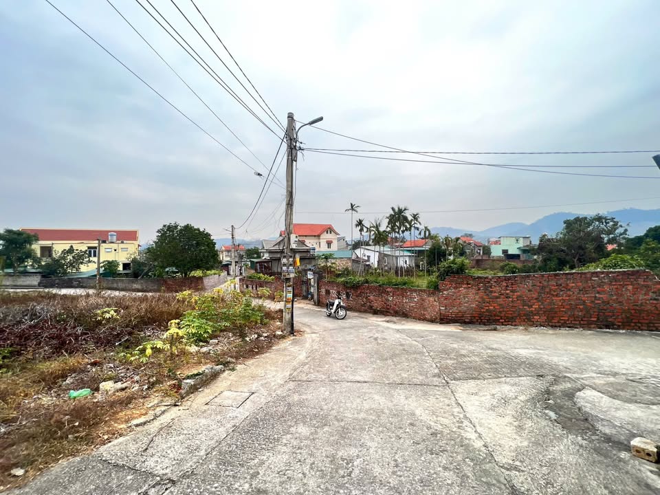 Đất nền Hạ Long 90m² giá 950 triệu - Đầu tư tiềm năng tại phường Việt Hưng!