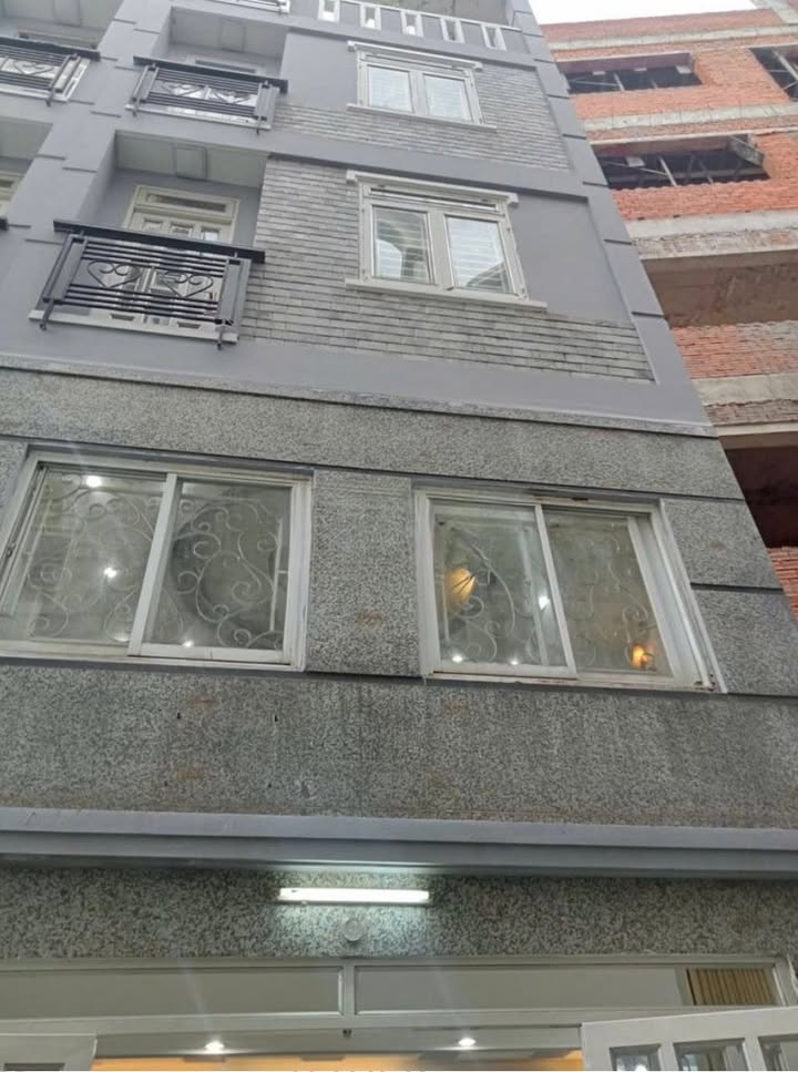 Nhà hẻm Trần Bình Trọng, Phường 5, Bình Thạnh 30m² giá 11 tỷ - Đầu tư sinh lời!