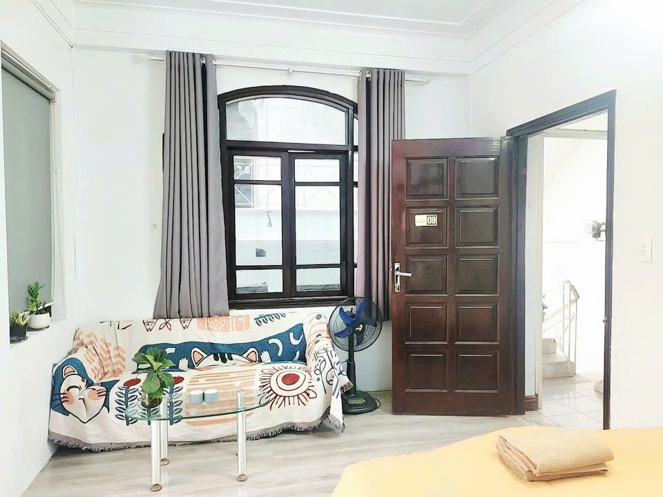 Căn hộ dịch vụ 1 phòng ngủ tại 16 Thể Giao, Hai Bà Trưng, 5.5 triệu - Gần công viên Thống Nhất!