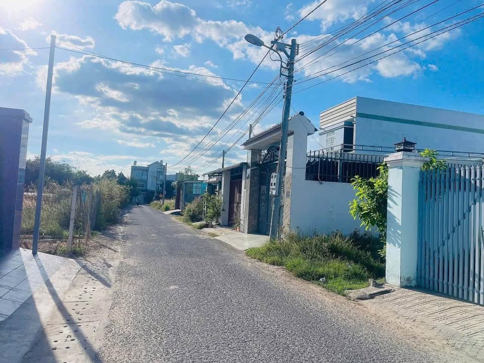 Đất thổ cư mặt tiền DX88, Hiệp An 120m² giá 2 tỷ - Vị trí đắc địa, đầu tư sinh lời!