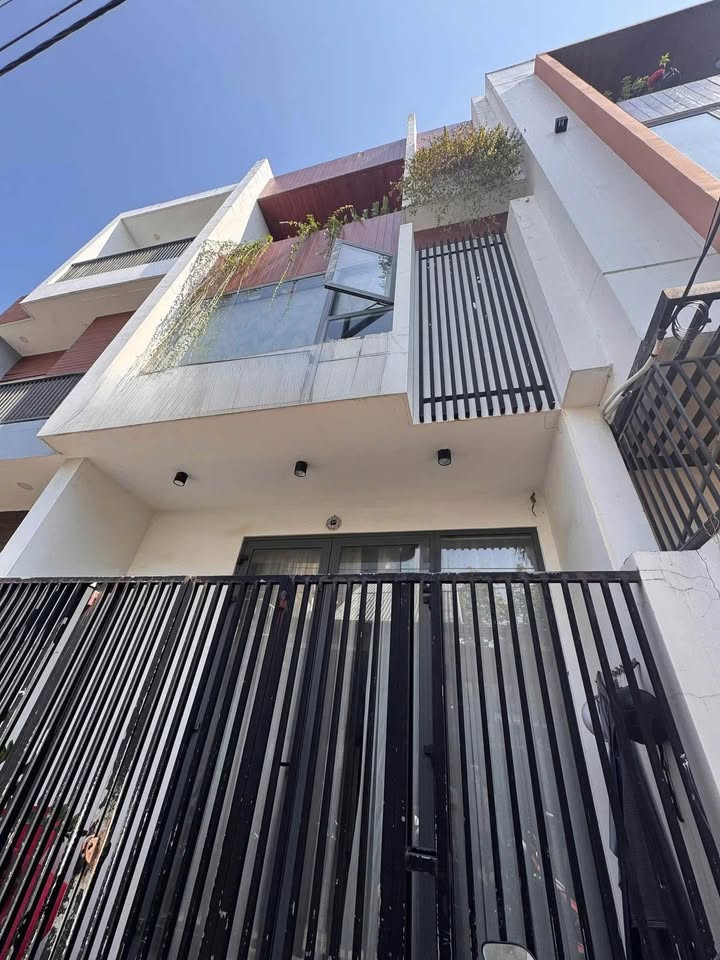 Nhà 3 tầng kiệt Lê Đình Lý, Hải Châu 47m² giá 3.75 tỷ - Không thể bỏ lỡ!