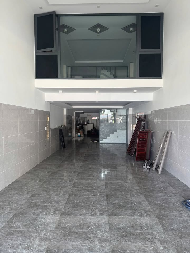 Nhà mặt tiền Nguyễn Hữu Thọ, Đà Nẵng, 125m² giá 23 tỷ - Đầu tư sinh lời tuyệt vời!