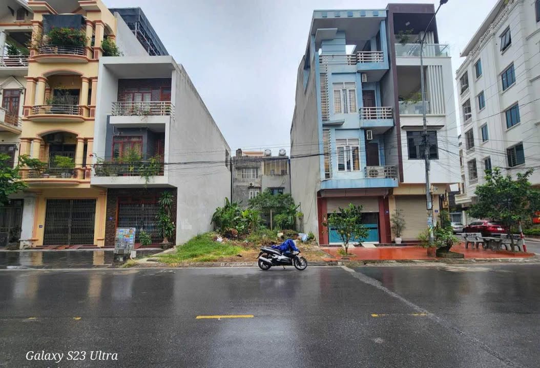 Đất liền kề Trần Khánh Dư, Nam Định 81m² giá 5 tỷ - Đầu tư lý tưởng!