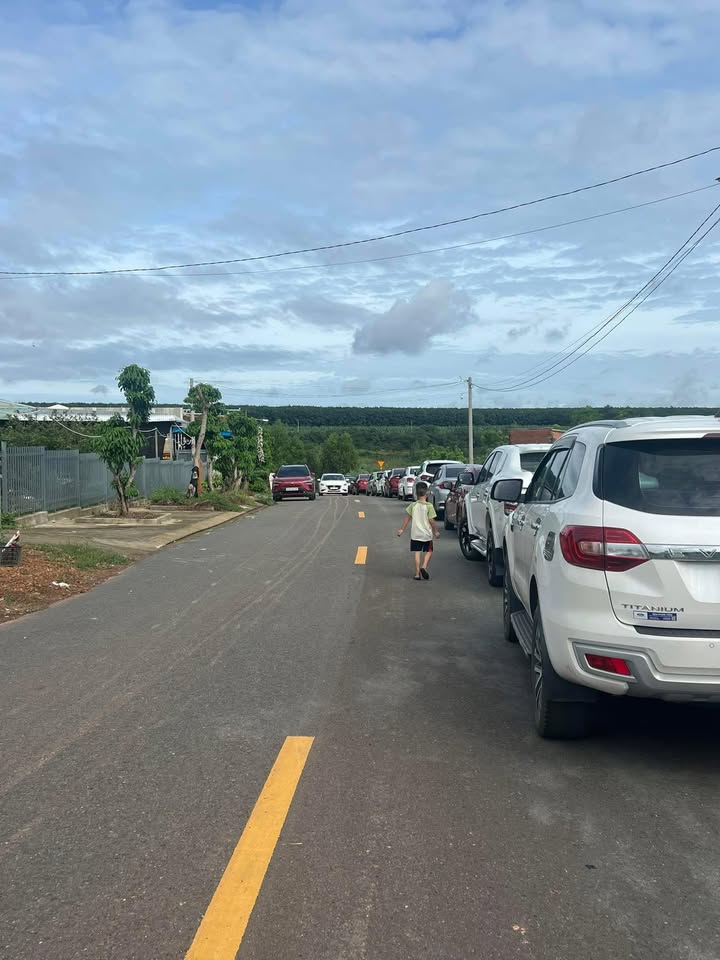 Đất nền mặt tiền đường nhựa Tổ 47 Tân Tiến 250m² giá 700 triệu - Cơ hội đầu tư hấp dẫn!