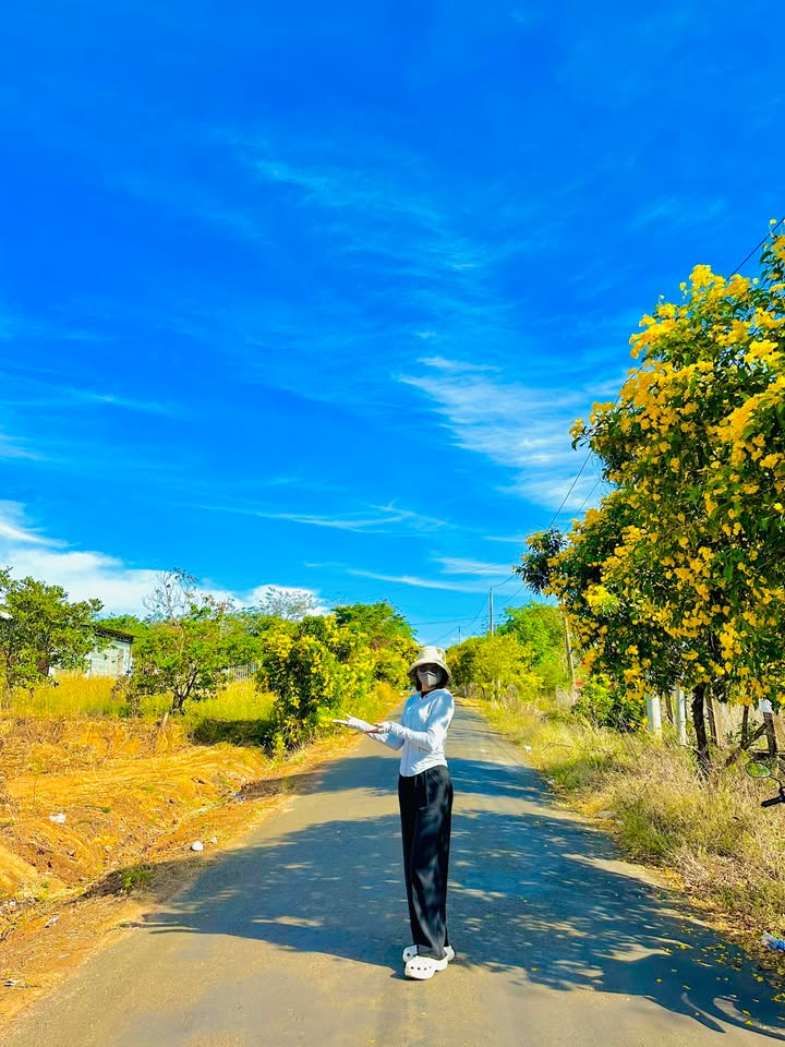 Đất nền mặt tiền Lakview Sian, Đồng Xoài 135m² giá 700 triệu - Cơ hội đầu tư tuyệt vời!