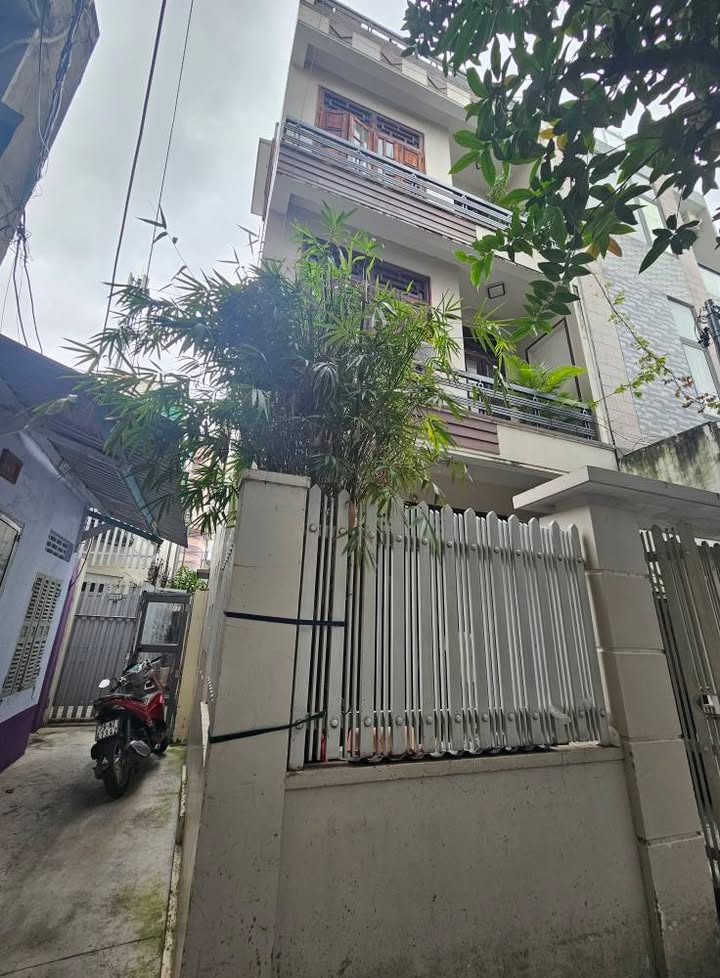 Nhà hẻm Hoàng Văn Thụ Nha Trang 80.1m² giá 6.408 tỷ - Nhà đẹp ở ngay trung tâm!