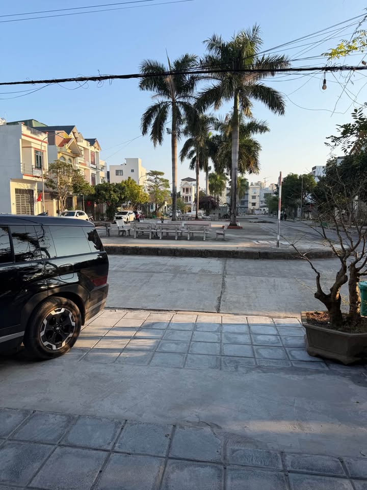 Đất nền Móng Cái - Đường Nguyễn Tri Phương 90m² giá 2 tỷ - Cơ hội đầu tư hấp dẫn!