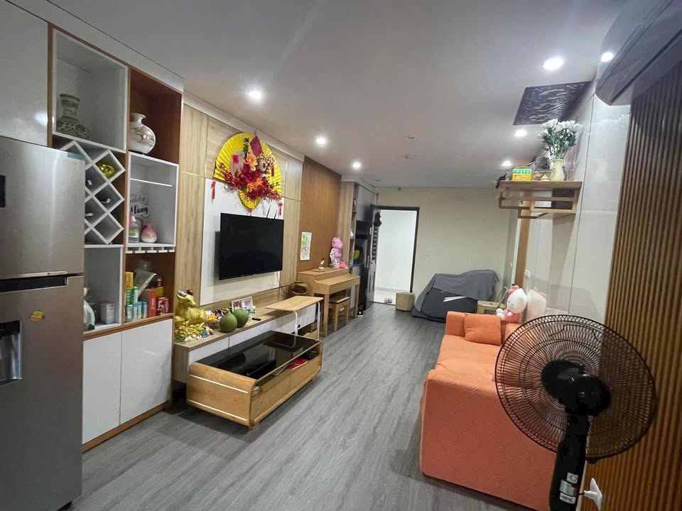 Căn hộ Lideco Hạ Long 70m² giá 2 tỷ - Sổ đỏ trao tay, nội thất đầy đủ!