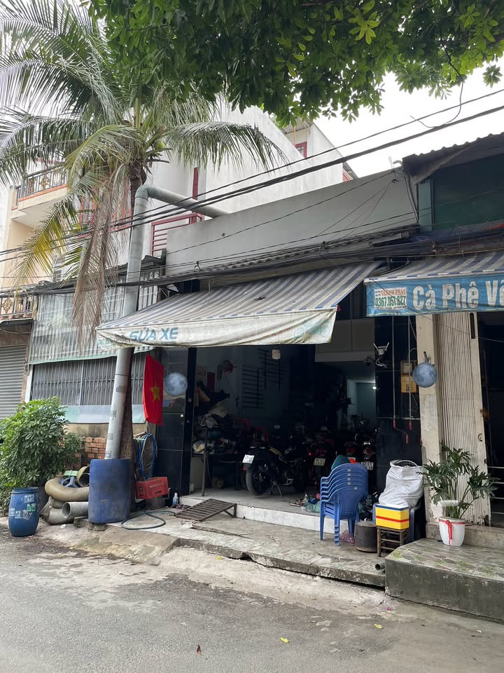 Nhà mặt tiền Thạnh Lộc 54, quận 12, 58m² giá 5.5 tỷ - Vị trí kinh doanh đắc địa!