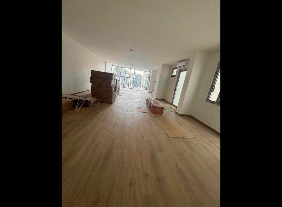 Mặt tiền Ung Văn Khiêm 102m² - Thích hợp làm văn phòng, spa, nha khoa