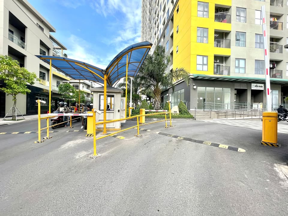 Shophouse Bcons Plaza Dĩ An 15 triệu/tháng - Kinh doanh ngay không chờ đợi!