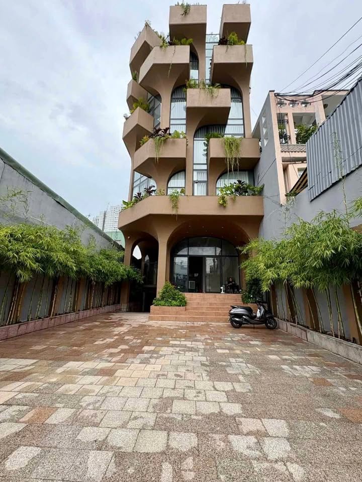 Cho thuê mặt bằng kinh doanh Lê Văn Lương, Quận 7 - Diện tích 200m², giá 55 triệu/tháng!