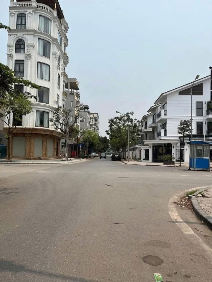 Nhà phố Dương Nội 50m² giá thỏa thuận - View biệt thự An Vượng, kinh doanh sầm uất!