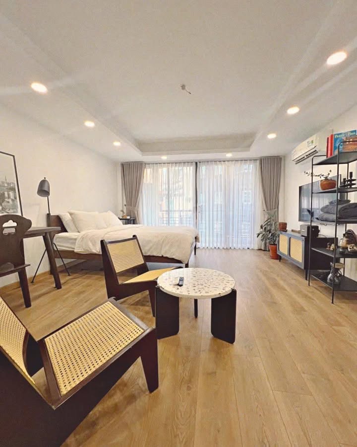 Nhà phố căn hộ dịch vụ 10 phòng Lê Thị Riêng, Quận 1 giá 42 tỷ - Dòng tiền ổn định!