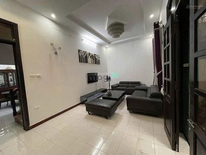 Nhà liền kề Lương Thế Vinh 120m² giá 40 triệu - Phù hợp làm văn phòng, spa!
