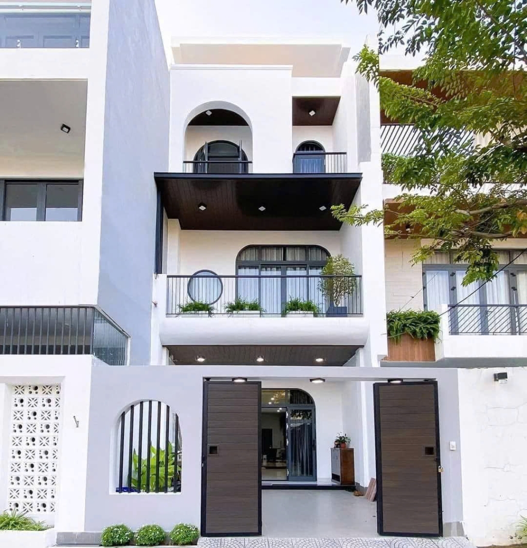 Nhà mặt tiền trung tâm Thủ Dầu Một 120m² giá 2.1 tỷ - Sẵn sàng khai thác ngay!