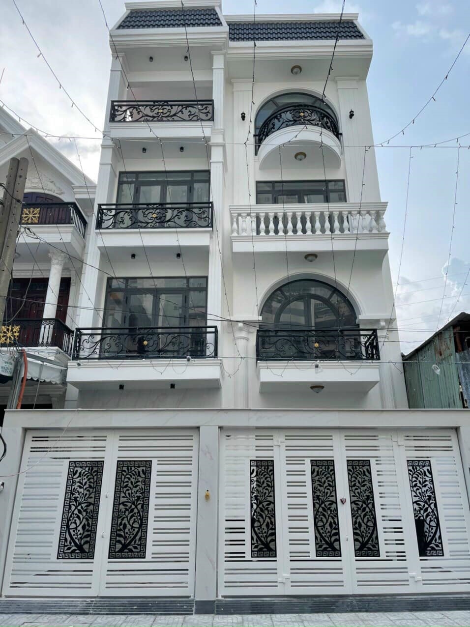 Nhà mới An Phú Tây, gần chợ Hưng Long, giá 2.1 tỷ - Cơ hội vàng cho nhà đầu tư!