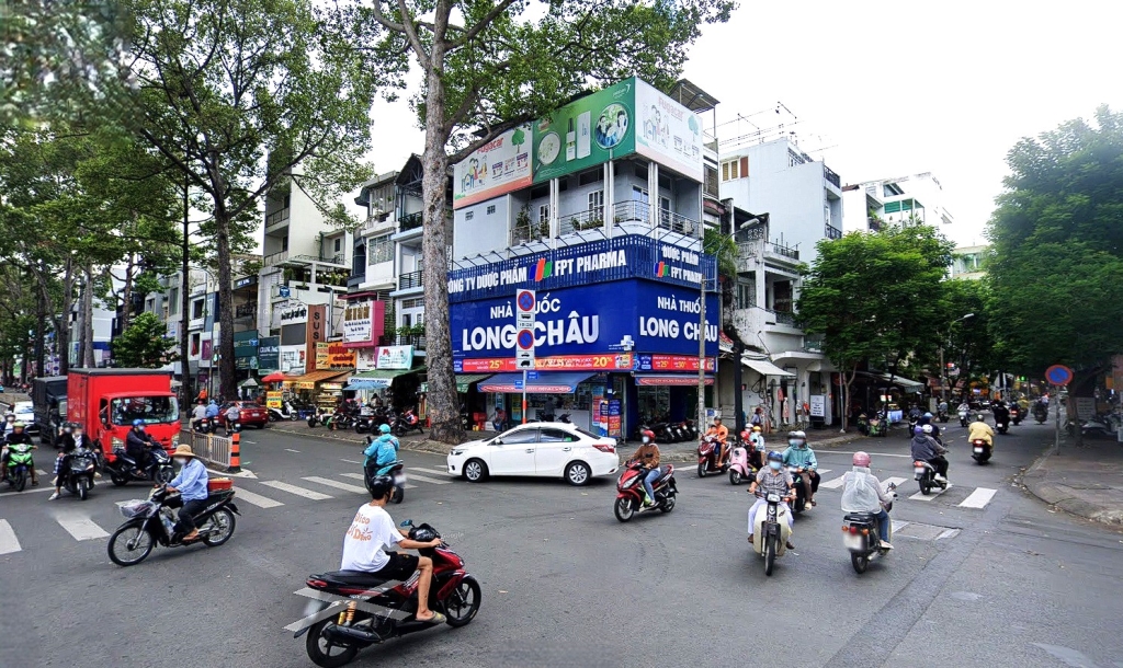 Nhà phố 5 tầng Bà Hạt, 53m², giá 8.9 tỷ - Nội thất cao cấp, căn góc thoáng