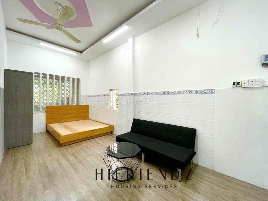 Căn hộ dịch vụ Lê Văn Quới 48m² giá 4.5 triệu - Không chung chủ, an ninh cao!