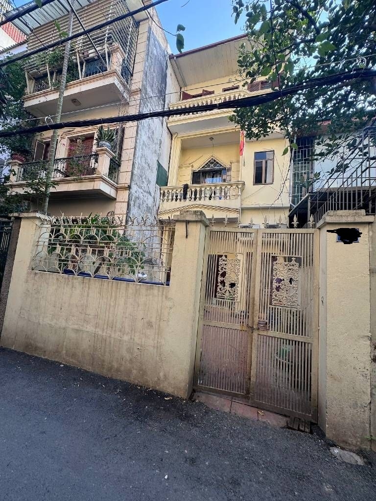 Bán nhà Bồ Đề Long Biên 95m² giá 20,9 tỷ - Ngõ ô tô thông, dân trí cao!