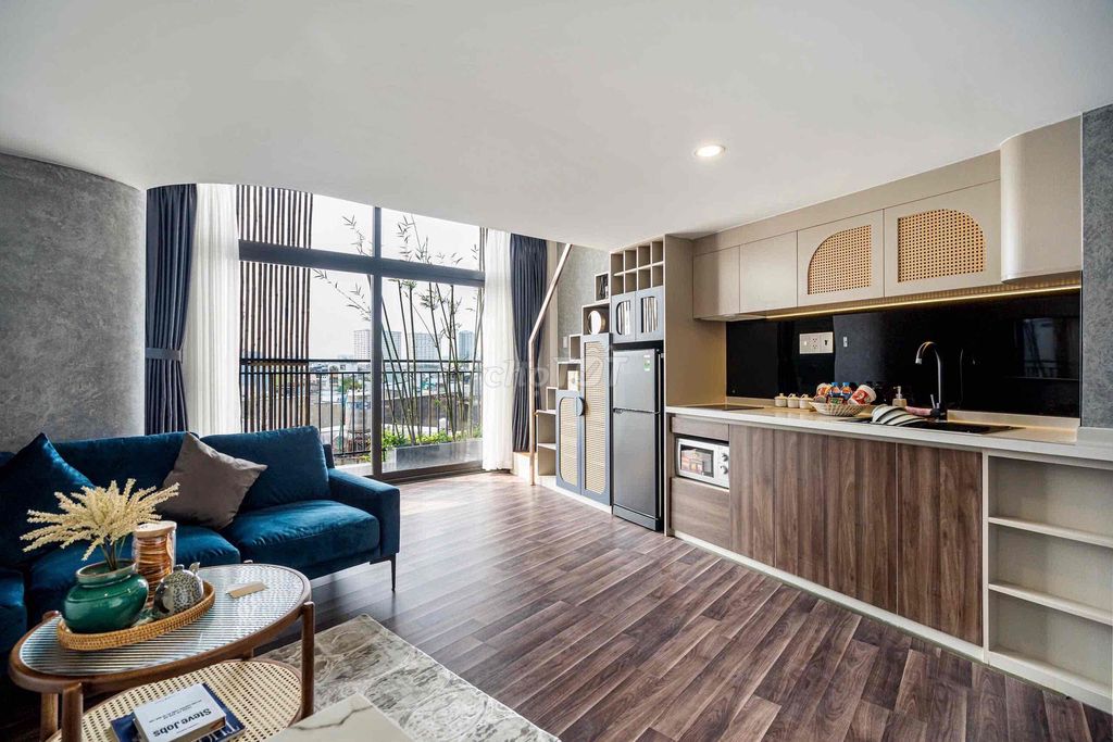 Căn hộ Duplex ban công view bờ kè Trường Sa - Phú Nhuận 35m² giá 8 triệu