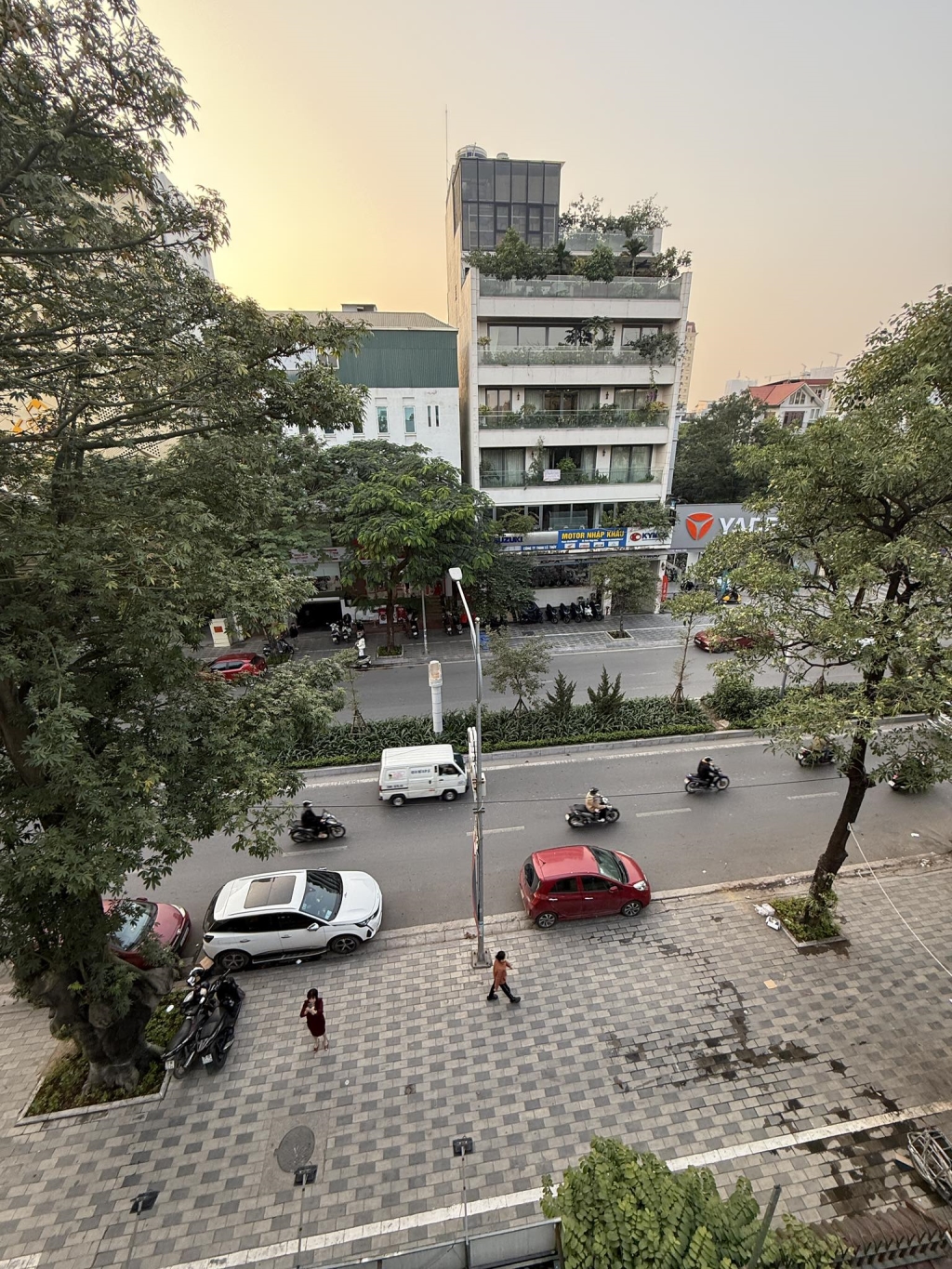 Bán nhà mặt phố Lạc Long Quân Tây Hồ 155m² giá 155 tỷ - Thiết kế văn phòng cho thuê đẳng cấp