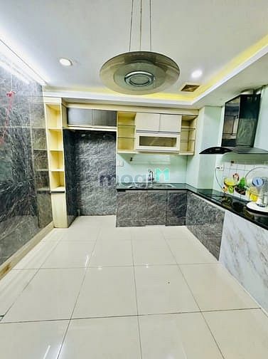 Phòng cho thuê tại 382 Lê Hồng Phong, Quận 10 - Tầng lửng, máy lạnh, chỉ 2.3 triệu