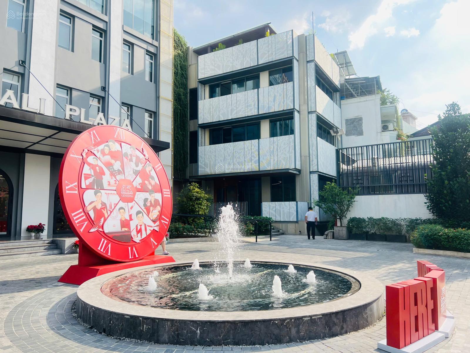 Cho thuê toà nhà mặt tiền Quận 3 500m² giá chỉ 2xx triệu - Khu vực VIP, nhận nhà ngay!