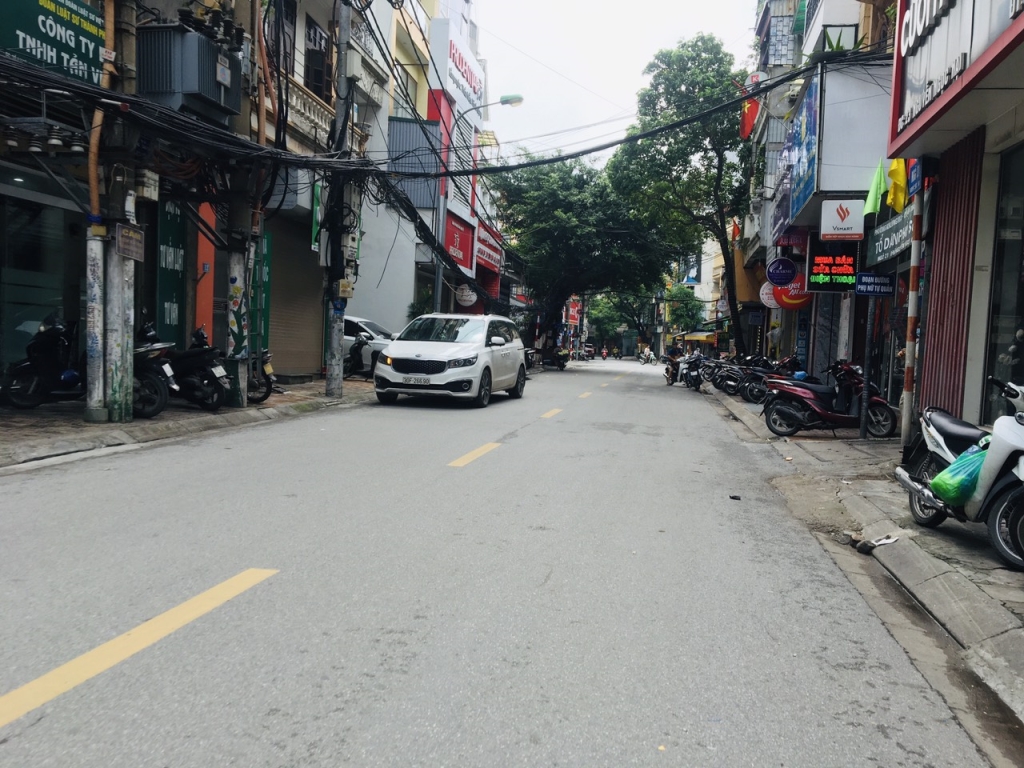 Bán nhà lô góc Vương Thừa Vũ 78m², 3 tầng - Ngõ thông ô tô tránh giá 28 tỷ