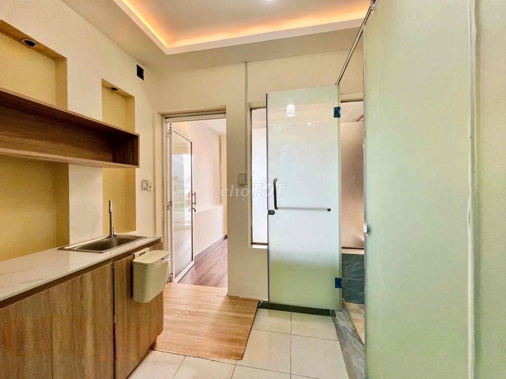 Căn hộ 1PN ban công sát Parc Mall, Cầu Chánh Hưng 30m² giá 6.3 triệu - Full nội thất, giờ giấc tự do!