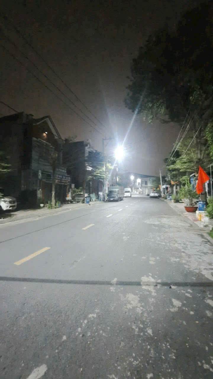 Nhà mặt tiền đường Lê Hồng Phong, Dĩ An 105m² giá 4.1 tỷ - Sẵn sàng vào ở ngay!