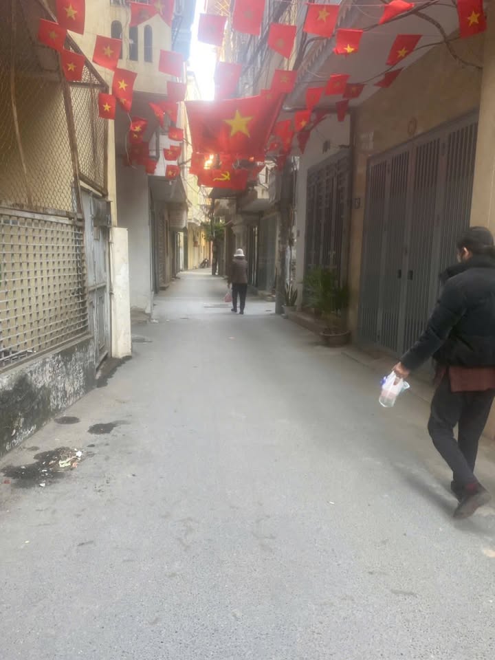 Nhà phố Nhân Hòa, Thanh Xuân 50m² giá 12 tỷ - Vị trí đẹp, kinh doanh thuận lợi!