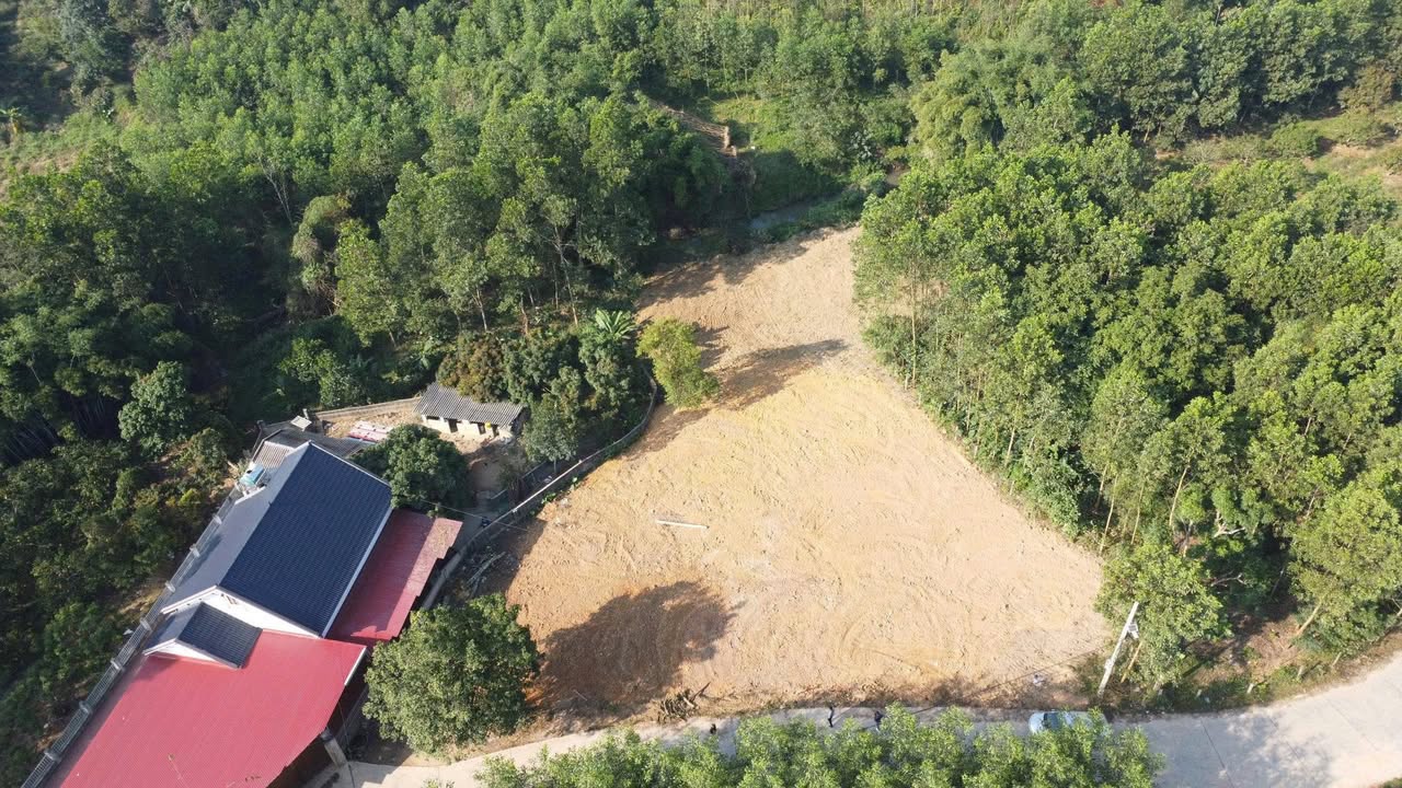 Đất nền Đồng Tiến, Yên Thế 100m² giá 400 triệu - Đường rộng, dân cư đông đúc!