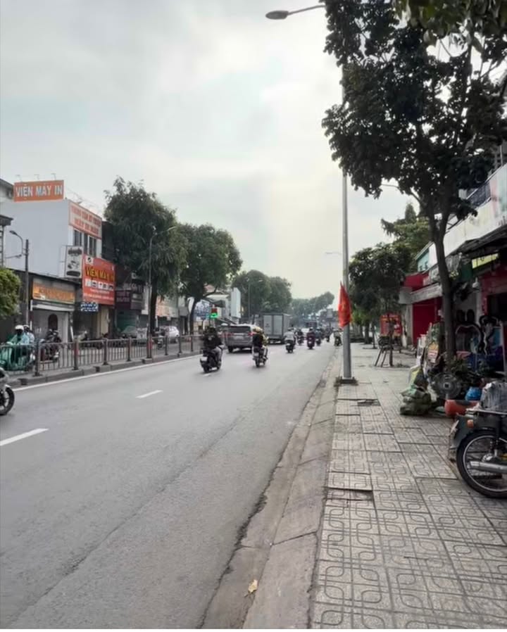 Bán nhà mặt tiền Quang Trung, Gò Vấp 38.7m² giá 5.4 tỷ - Vị trí đắc địa kinh doanh!