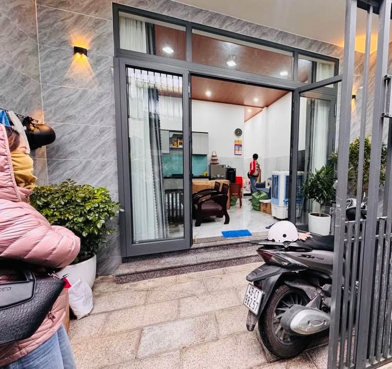 Nhà đẹp 71m² tại Núi Thành, Hải Châu - Giá chỉ 3 tỷ, sẵn sàng vào ở!