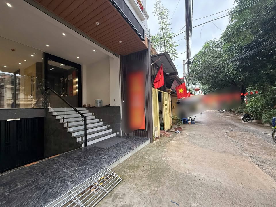 Cho thuê mặt bằng kinh doanh tại Xuân Đỉnh, Bắc Từ Liêm 30m² giá 6.5 triệu - Phù hợp cho văn phòng và lớp học nhỏ!