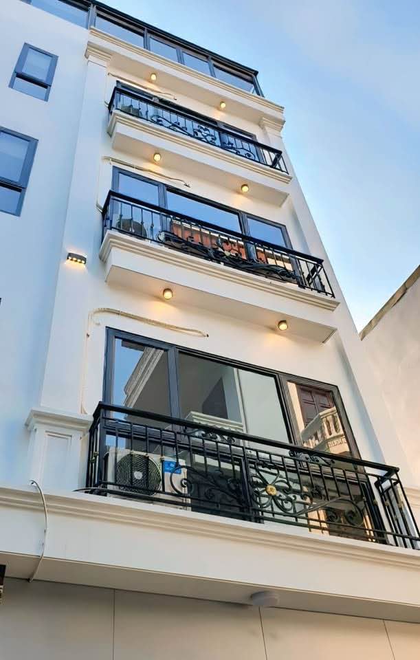 Nhà Mễ Trì 38m² giá 8 tỷ - Thiết kế thông minh, sẵn sàng ở ngay!