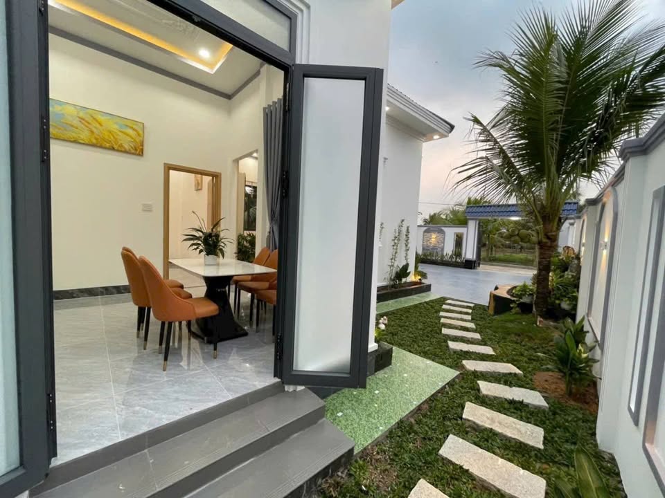 Nhà mới xây Tam Phước 254,4m² giá 2 tỷ - Full nội thất, hẻm xe 7 chỗ